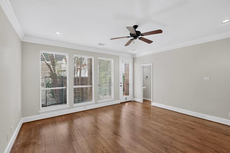18359 Frankford Lakes Circle, Dallas TX 75252 - Photo 7