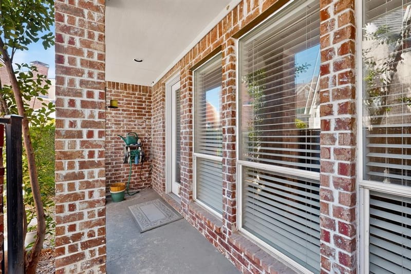 18359 Frankford Lakes Circle, Dallas TX 75252 - Photo 9