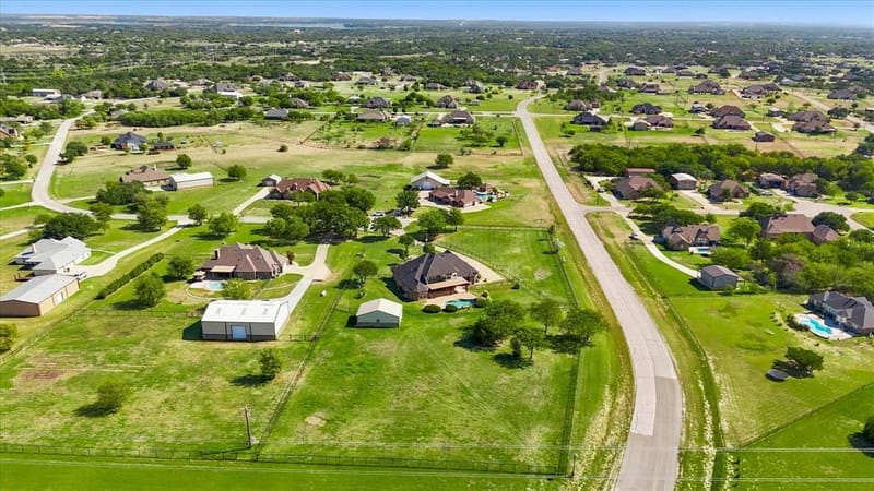 101 Rattling Antler Court, Azle TX 76020 - Photo 40