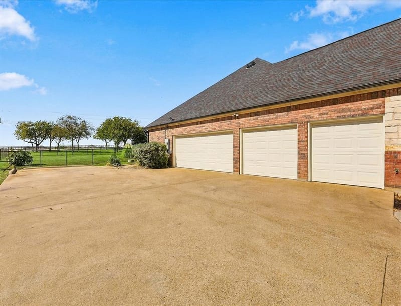 101 Rattling Antler Court, Azle TX 76020 - Photo 39