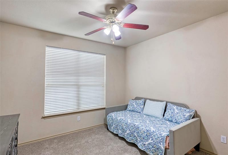 10901 Hawks Landing Road, Fort Worth TX 76052 - Photo 7
