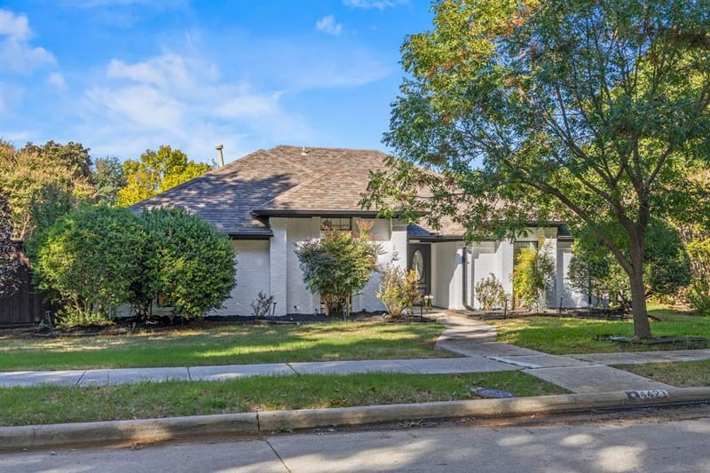 4421 Sterling Lane, Plano TX 75093 - Photo 2