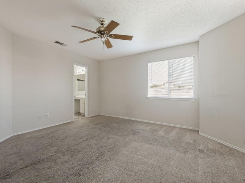 815 Greenridge Drive, Arlington TX 76017 - Photo 22