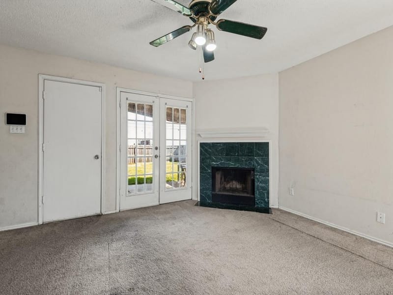 815 Greenridge Drive, Arlington TX 76017 - Photo 9