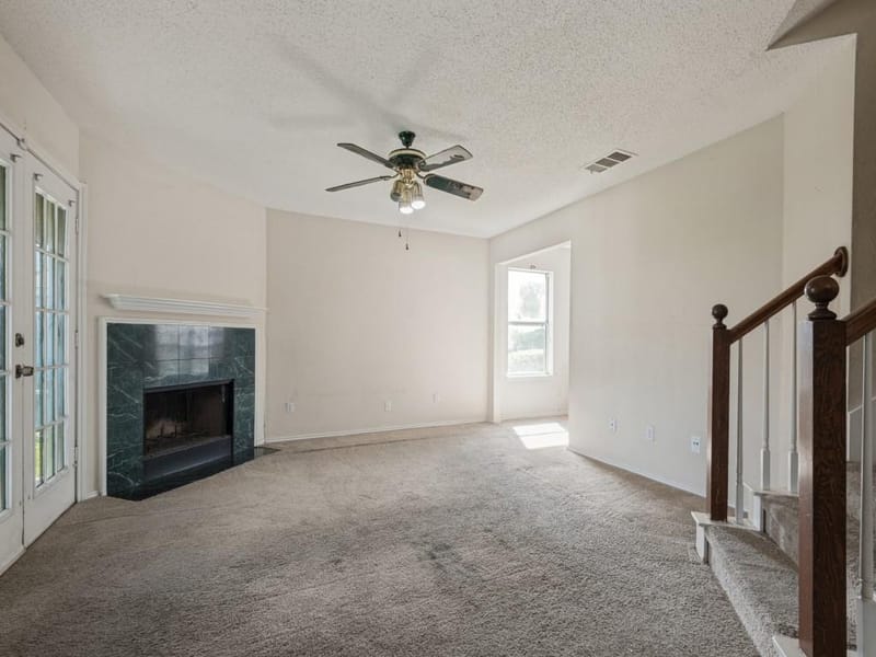 815 Greenridge Drive, Arlington TX 76017 - Photo 10