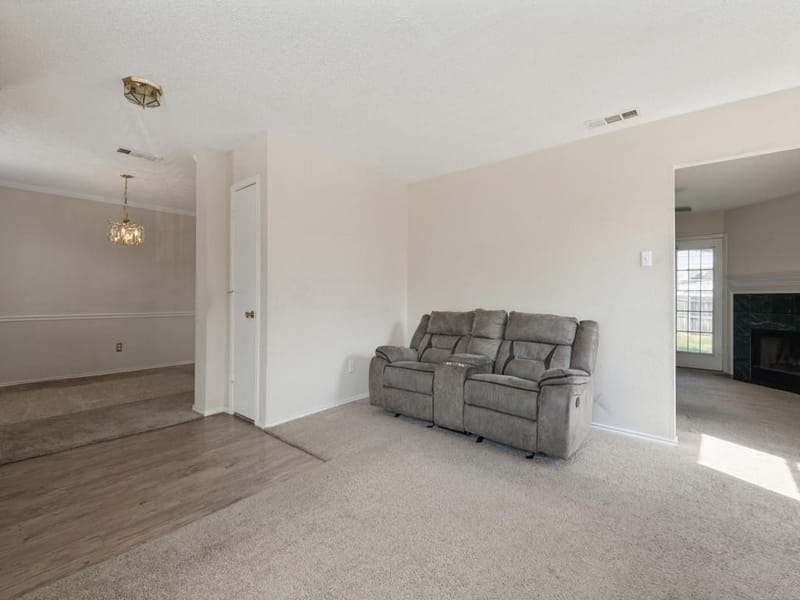 815 Greenridge Drive, Arlington TX 76017 - Photo 4