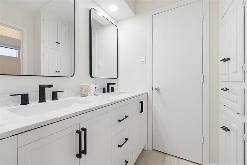 9506 Milltrail Drive, Dallas TX 75238 - Photo 17