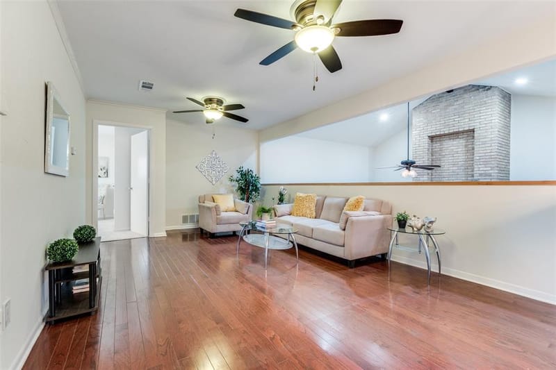 9506 Milltrail Drive, Dallas TX 75238 - Photo 15