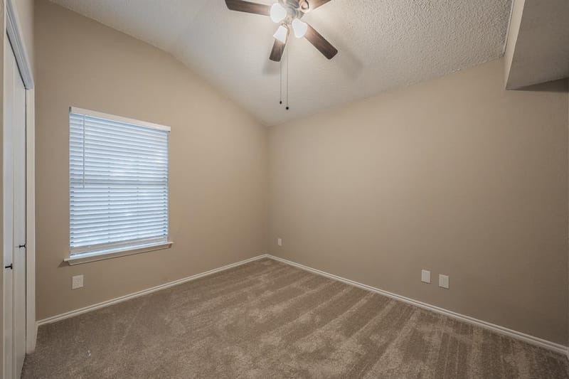 1521 Eastview Street, Fort Worth TX 76134 - Photo 23