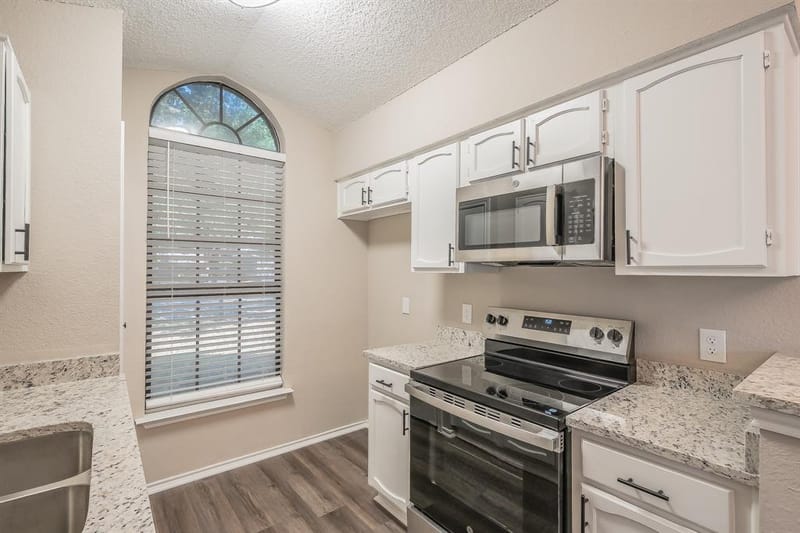 1521 Eastview Street, Fort Worth TX 76134 - Photo 12