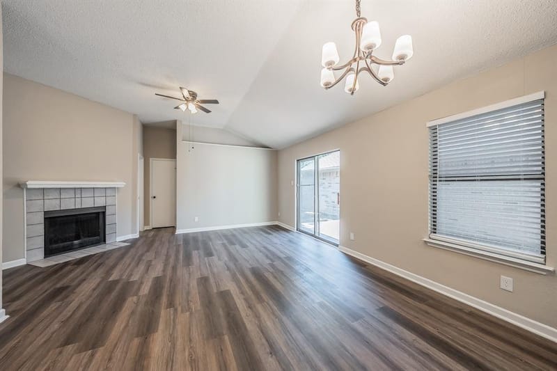 1521 Eastview Street, Fort Worth TX 76134 - Photo 7