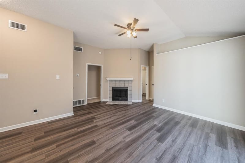 1521 Eastview Street, Fort Worth TX 76134 - Photo 9