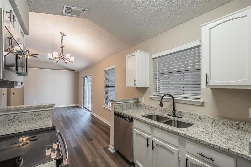 1521 Eastview Street, Fort Worth TX 76134 - Photo 14