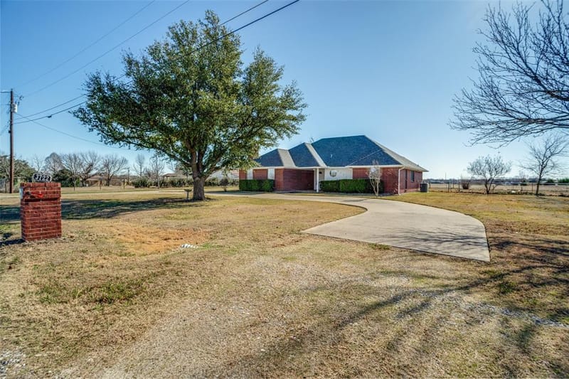 3722 Carrie Lane, St. Paul TX 75098 - Photo 4