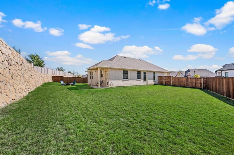 208 Palo Duro Bend, Rhome TX 76078 - Photo 28