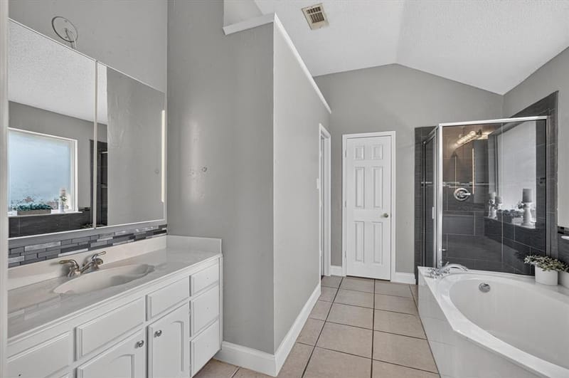 1425 Cardigan Lane, Lancaster TX 75134 - Photo 26