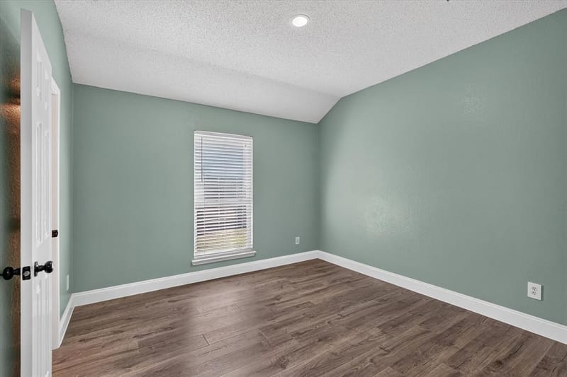 1425 Cardigan Lane, Lancaster TX 75134 - Photo 20