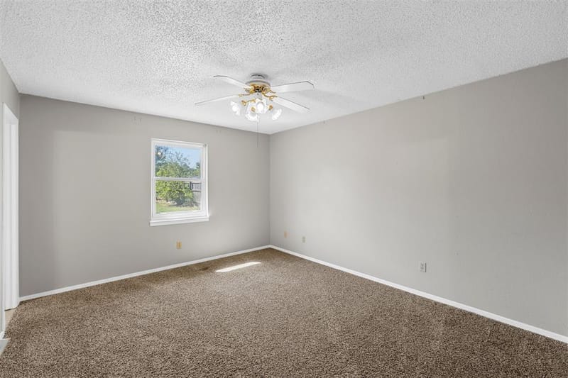 900 N Bunker Drive, Robinson TX 76706 - Photo 12