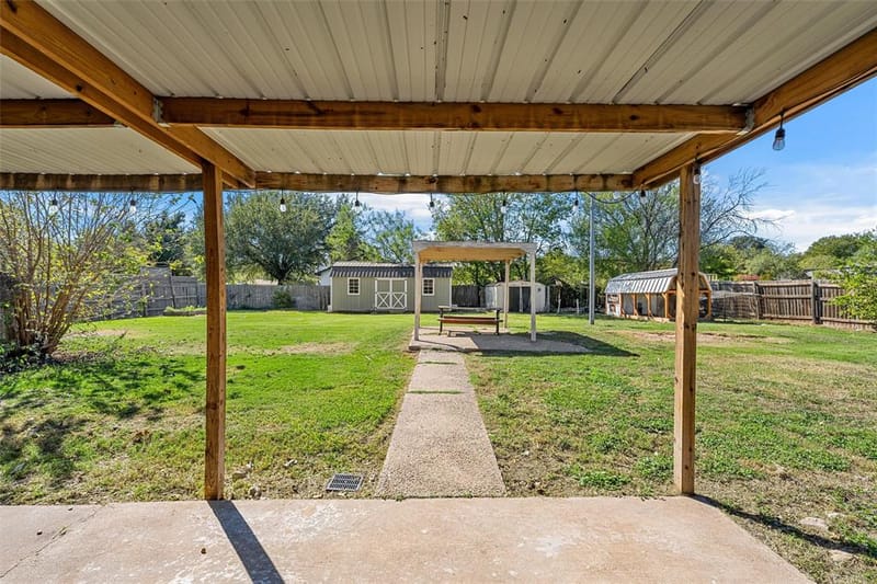 900 N Bunker Drive, Robinson TX 76706 - Photo 20