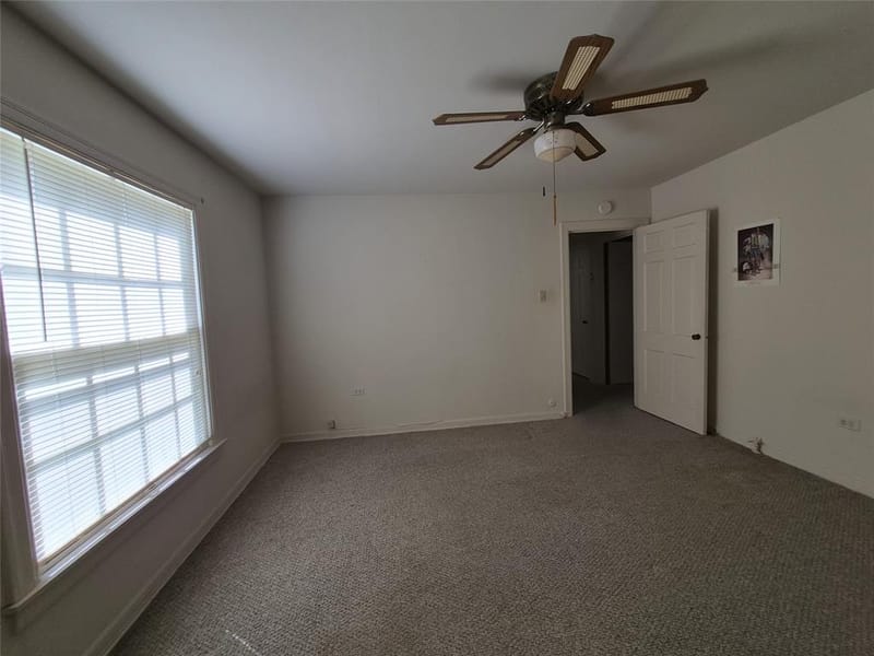 4230 Hillcrest Drive, Waco TX 76710 - Photo 12