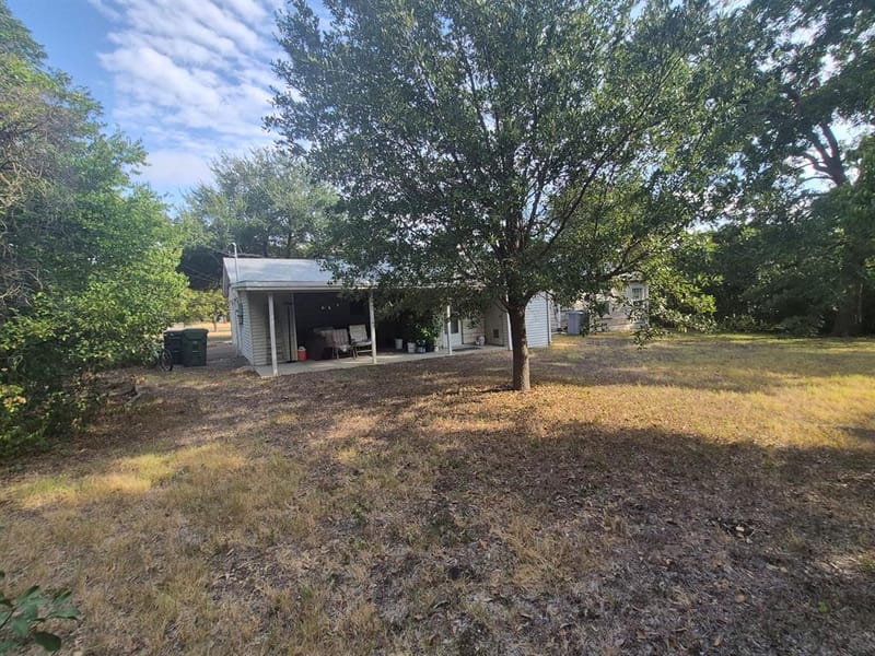 4230 Hillcrest Drive, Waco TX 76710 - Photo 14