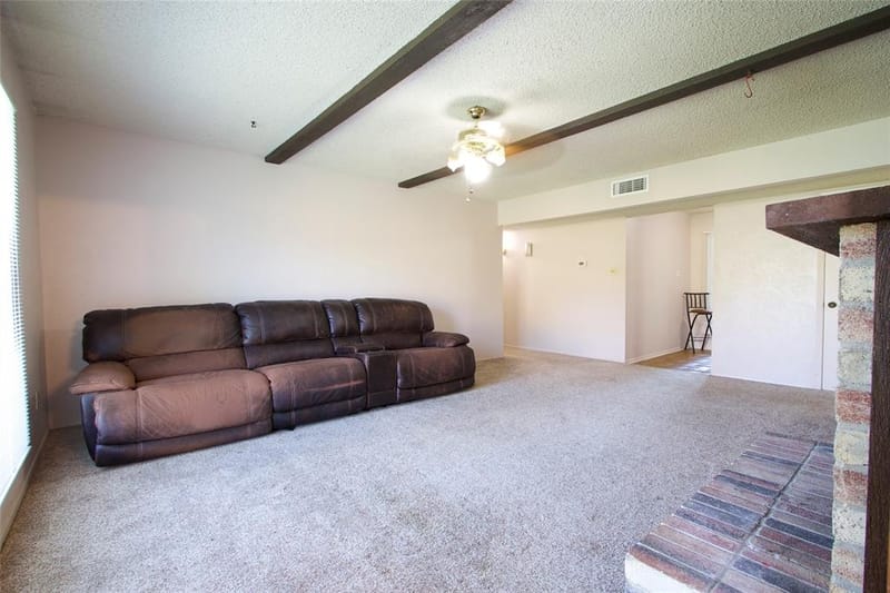 626 Thornwood Trail, Grand Prairie TX 75052 - Photo 8