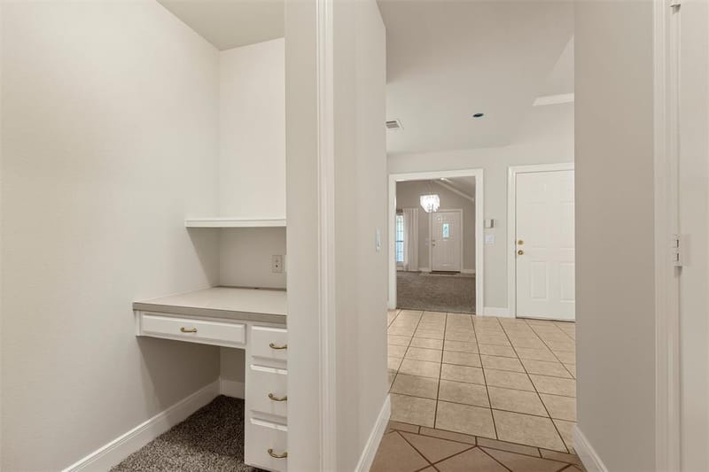 201 Pecan Village Circle, Waco TX 76710 - Photo 8