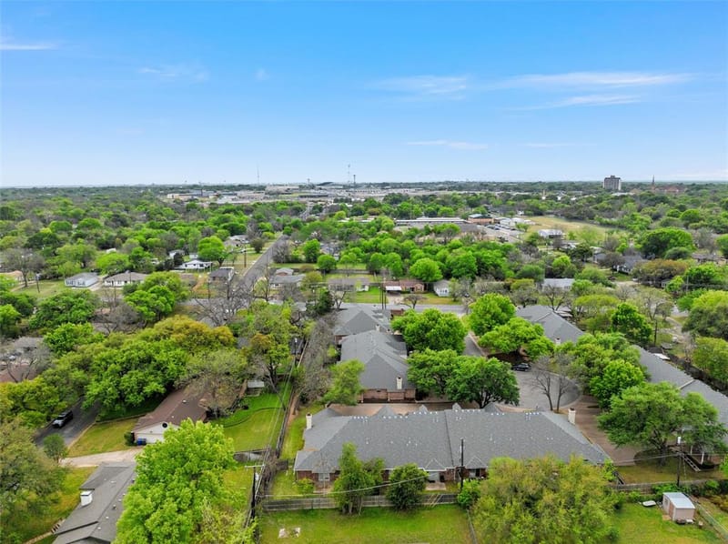 201 Pecan Village Circle, Waco TX 76710 - Photo 21