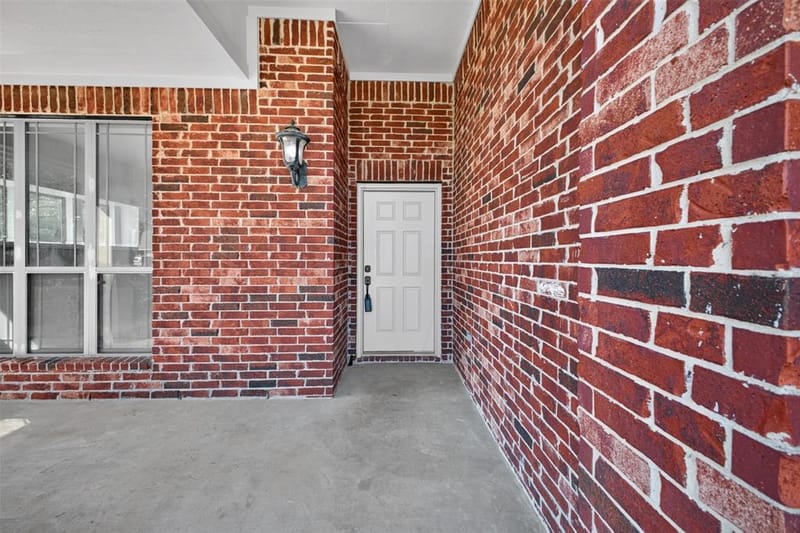701 Abbey Lane, Midlothian TX 76065 - Photo 6