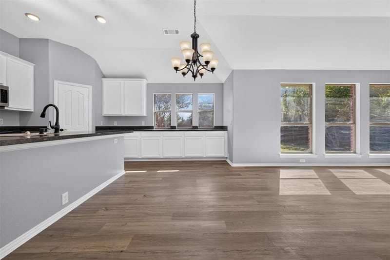 701 Abbey Lane, Midlothian TX 76065 - Photo 13