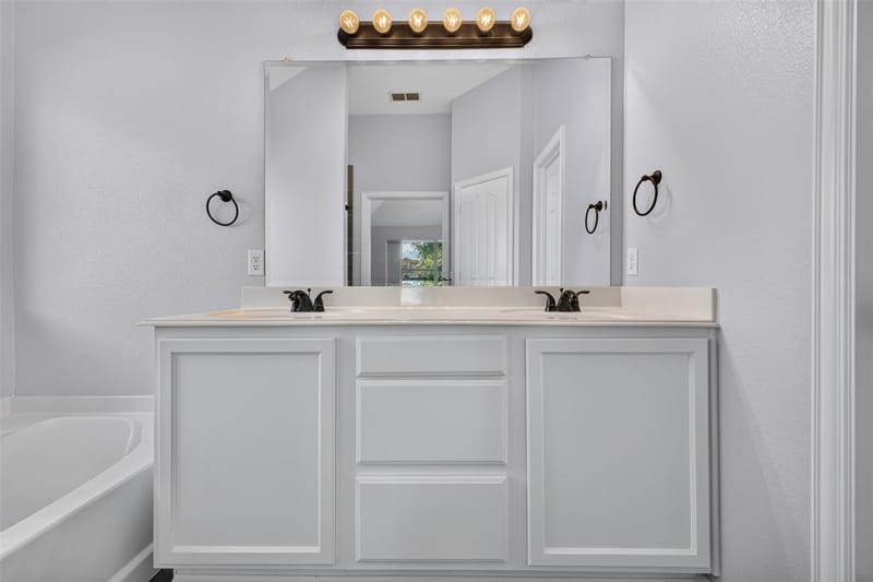 701 Abbey Lane, Midlothian TX 76065 - Photo 19