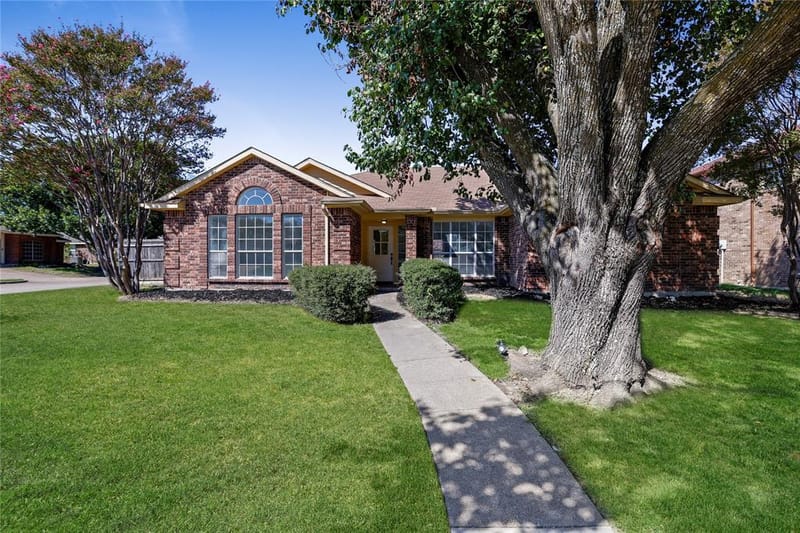 3405 Tulip Lane, Rowlett TX 75089