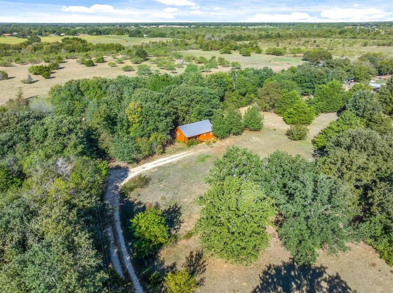 15993 County Road 4059, Kemp TX 75143
