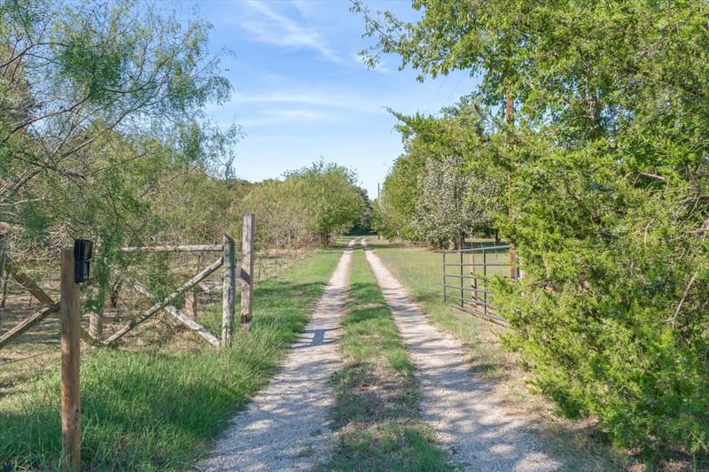 15993 County Road 4059, Kemp TX 75143 - Photo 37