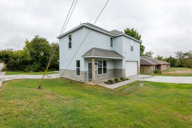 806 N Cates Street, Decatur TX 76234 - Photo 3