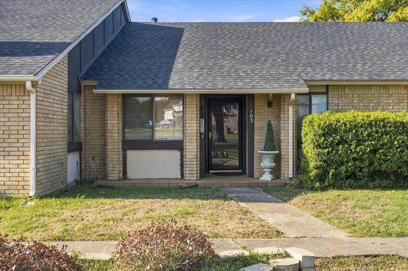 801 W Russell Avenue # 103, Bonham TX 75418 - Photo 2