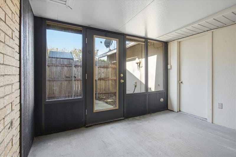 801 W Russell Avenue # 103, Bonham TX 75418 - Photo 25