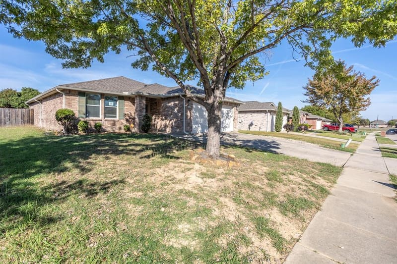 2628 Rockport Lane, Little Elm TX 75068 - Photo 3