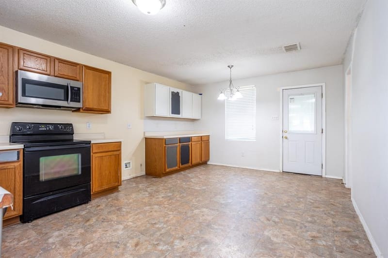 2628 Rockport Lane, Little Elm TX 75068 - Photo 10