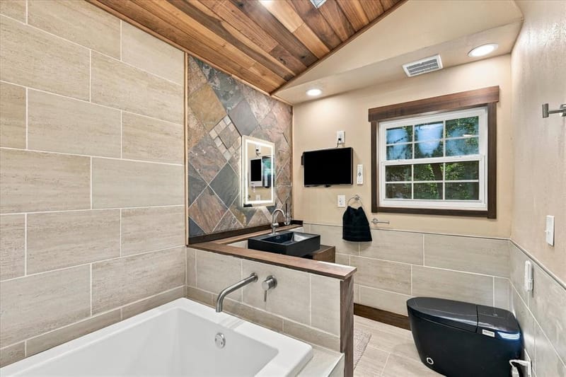 7638 Royal Lane, Dallas TX 75230 - Photo 23