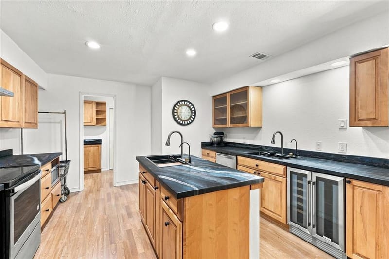 7638 Royal Lane, Dallas TX 75230 - Photo 4