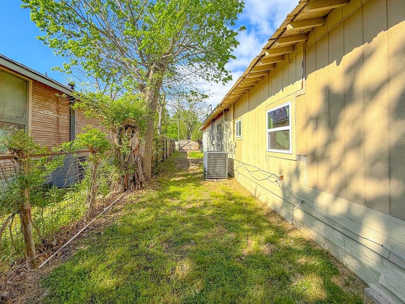 401 S 30th Street, Corsicana TX 75110 - Photo 31