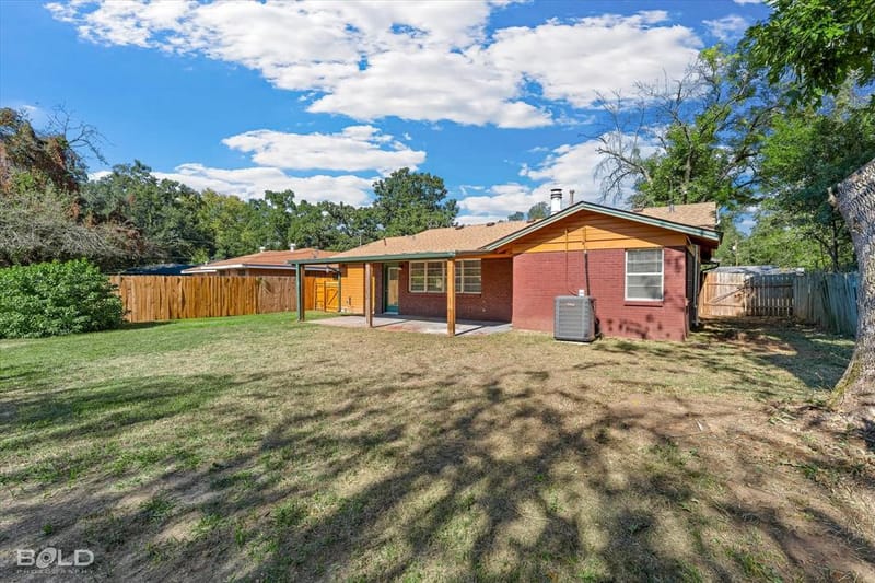 2838 W Cavett Drive, Shreveport LA 71104 - Photo 7