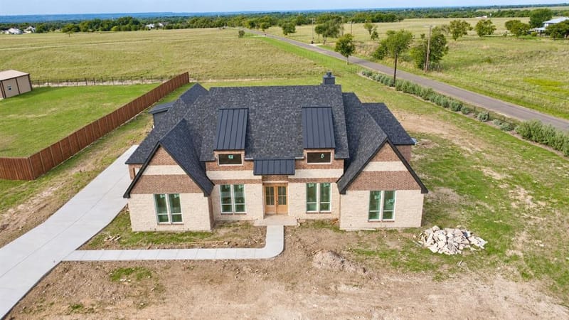 110 Maci Drive, Waxahachie TX 75167