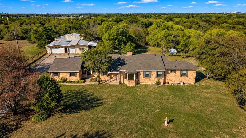 830 Truman Circle, Lancaster TX 75146