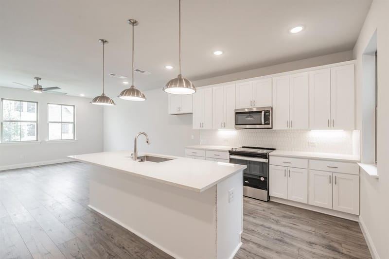 9709 Thorncrown Lane, Fort Worth TX 76179 - Photo 12