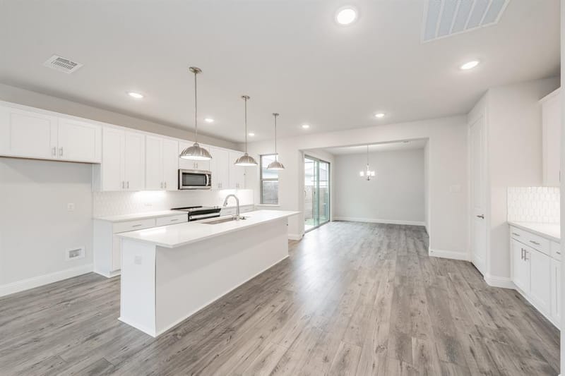 9709 Thorncrown Lane, Fort Worth TX 76179 - Photo 8