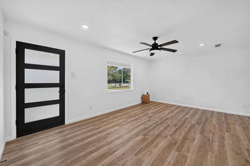 716 Kerry Lane, Azle TX 76020 - Photo 7