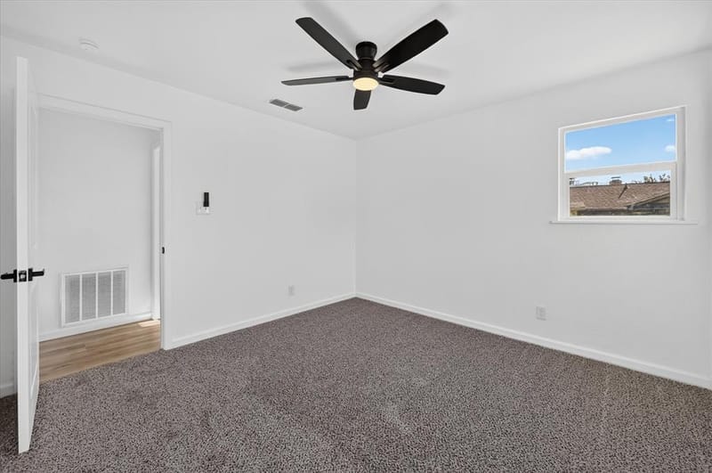 716 Kerry Lane, Azle TX 76020 - Photo 28