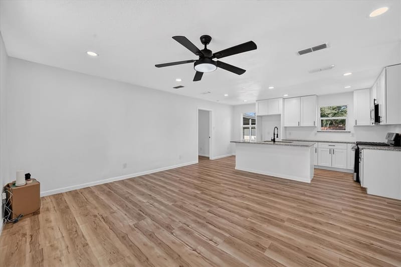 716 Kerry Lane, Azle TX 76020 - Photo 14